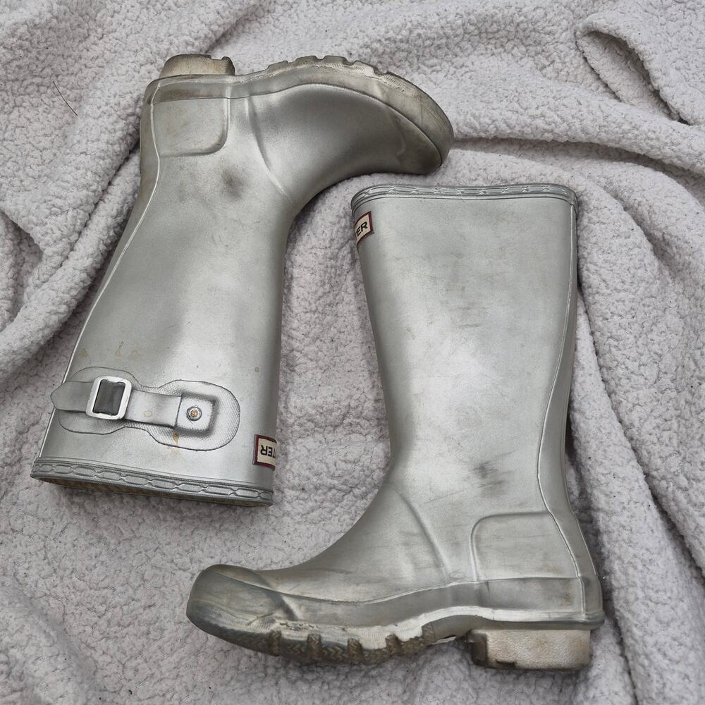 Hunter Waterproof Rain Boot Silver KIDS size 2